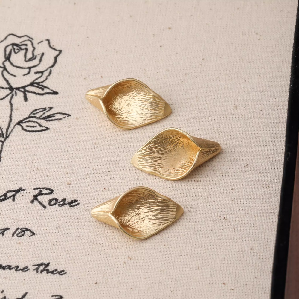 4PCS Dainty Horn Petals Flower - Musical Instrument Jewelry review and price